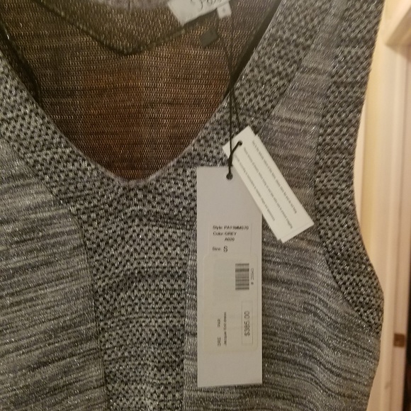 Dress - Picture 6 of 8